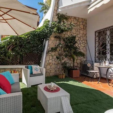 Elegante Villa Lu' Centro Citta A 10 Minuti Dal Mare Cagliari Exterior photo