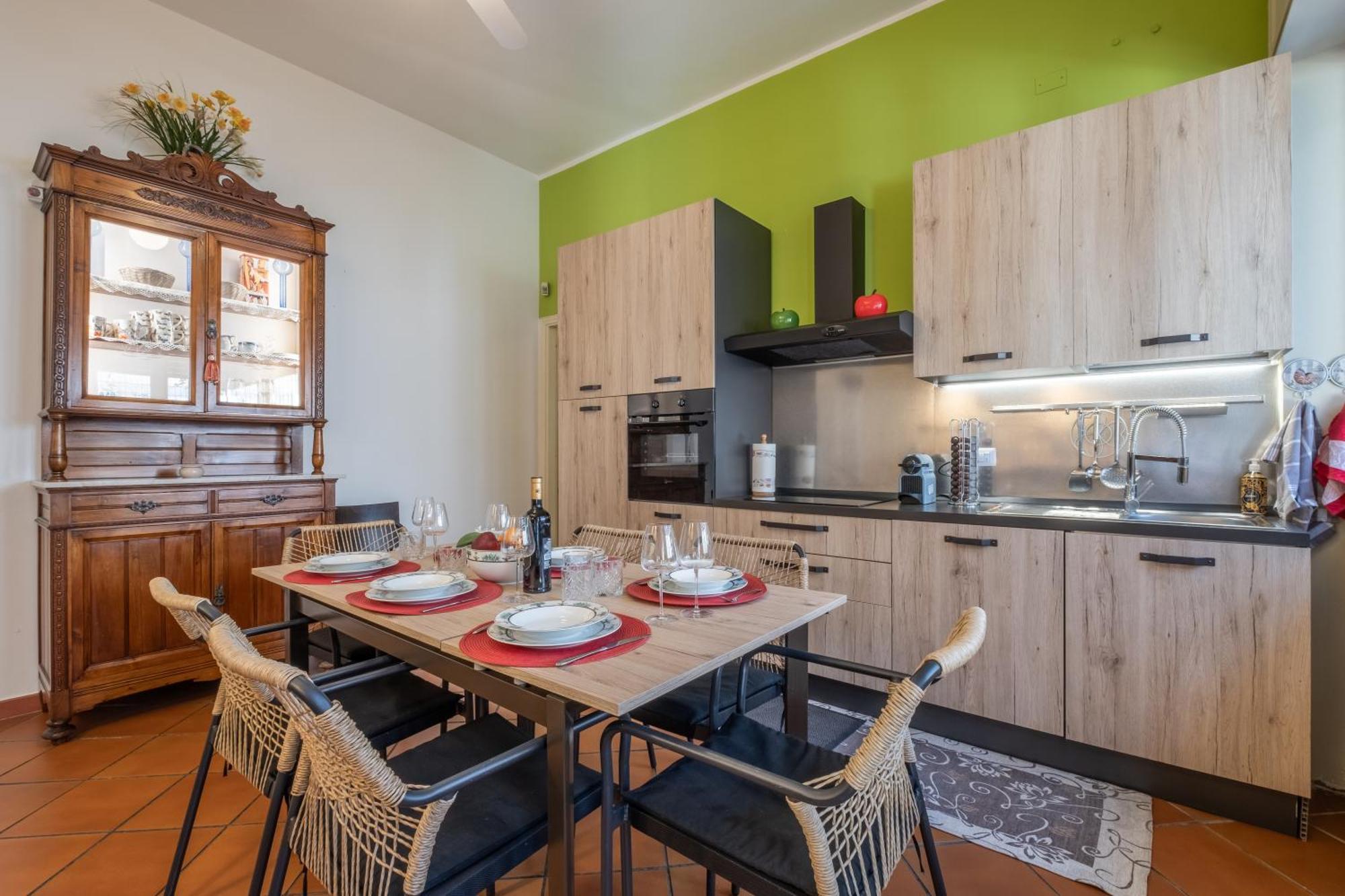 Elegante Lu' Centro Citta A 10 Minuti Dal Mare Villa